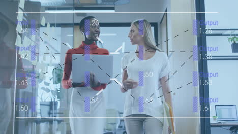 animación de análisis de datos de negocios sobre diversos colegas caminando en la oficina moderna