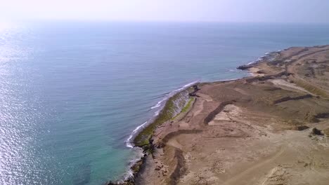 Isla-Hengam,-Es-Una-Isla-Iraní-Ubicada-Al-Sur-De-La-Isla-Qeshm,-Irán,-En-El-Golfo-Pérsico