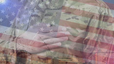 Animation-Eines-Soldaten-Mit-Der-Hand-über-Dem-Herzen-über-Der-Amerikanischen-Flagge