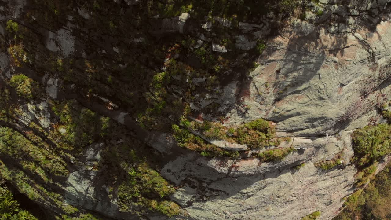 tomas aéreas de las colinas de taita, cerca de tsavo, kenia