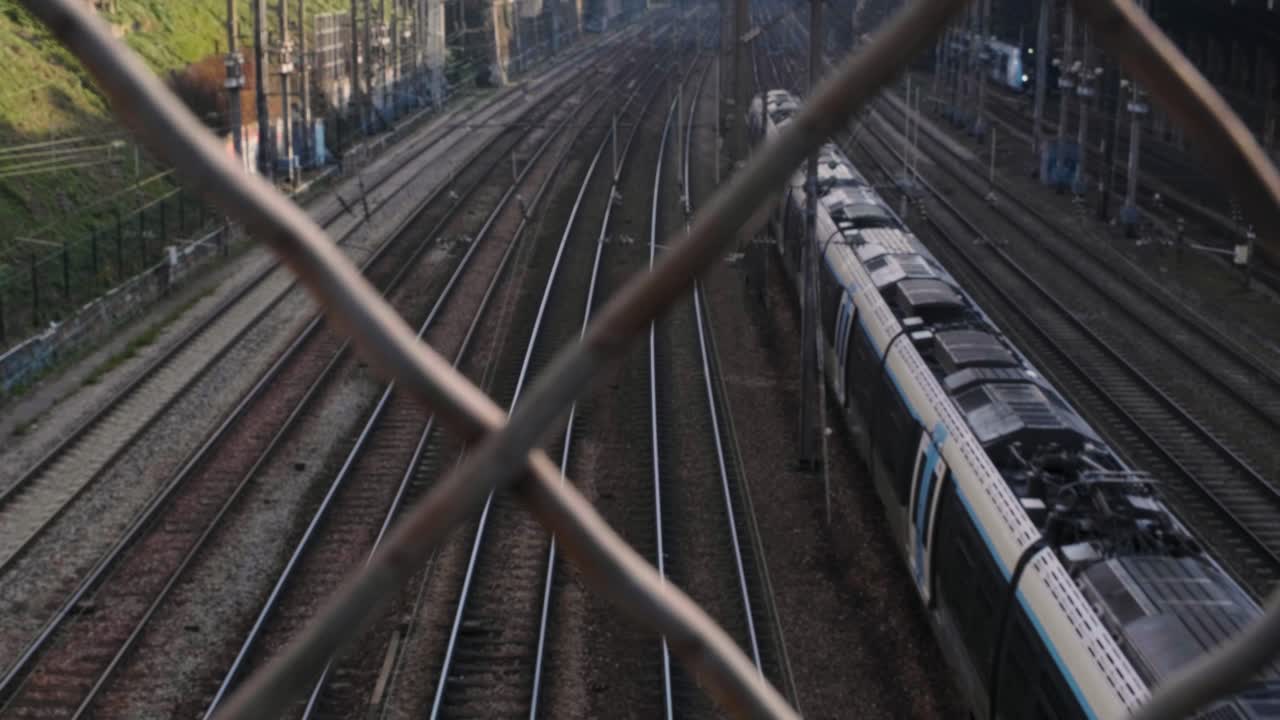 Slow-motion of a train arriving at terminus