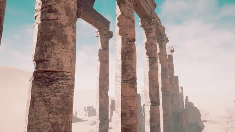antiguas ruinas en el desierto