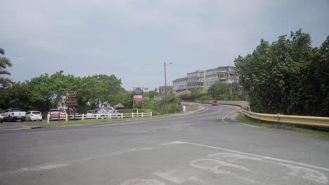 Wide-angle-of-cars-traveling-over-the-bridge