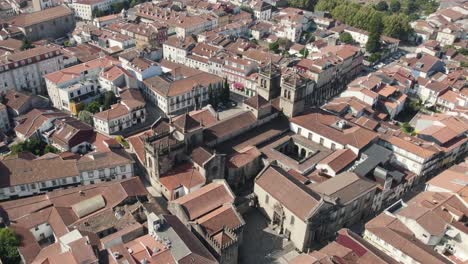 Vista-Circular-Aérea-Del-Centro-Histórico-De-Braga