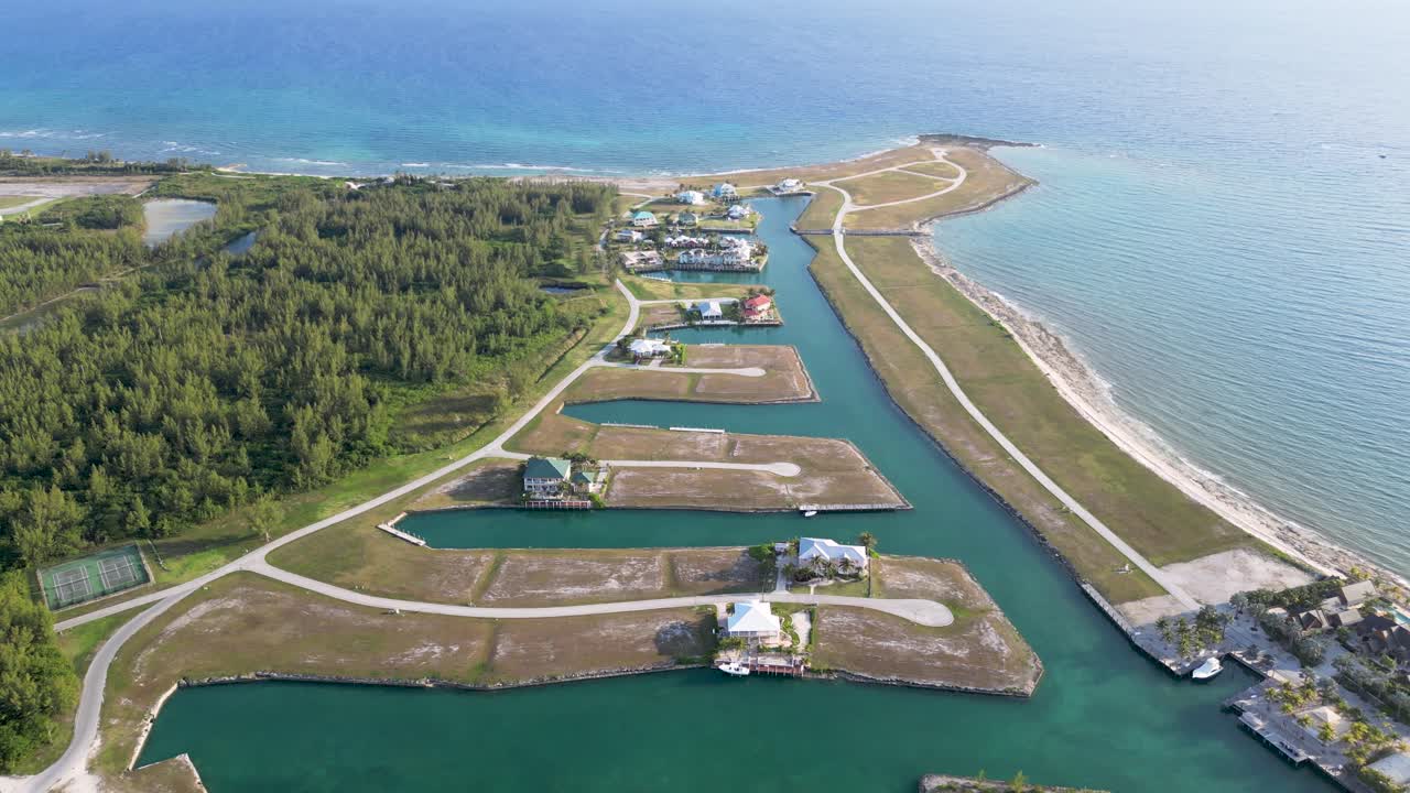 럭셔리 워터프론트 에스테이트 공중 사진