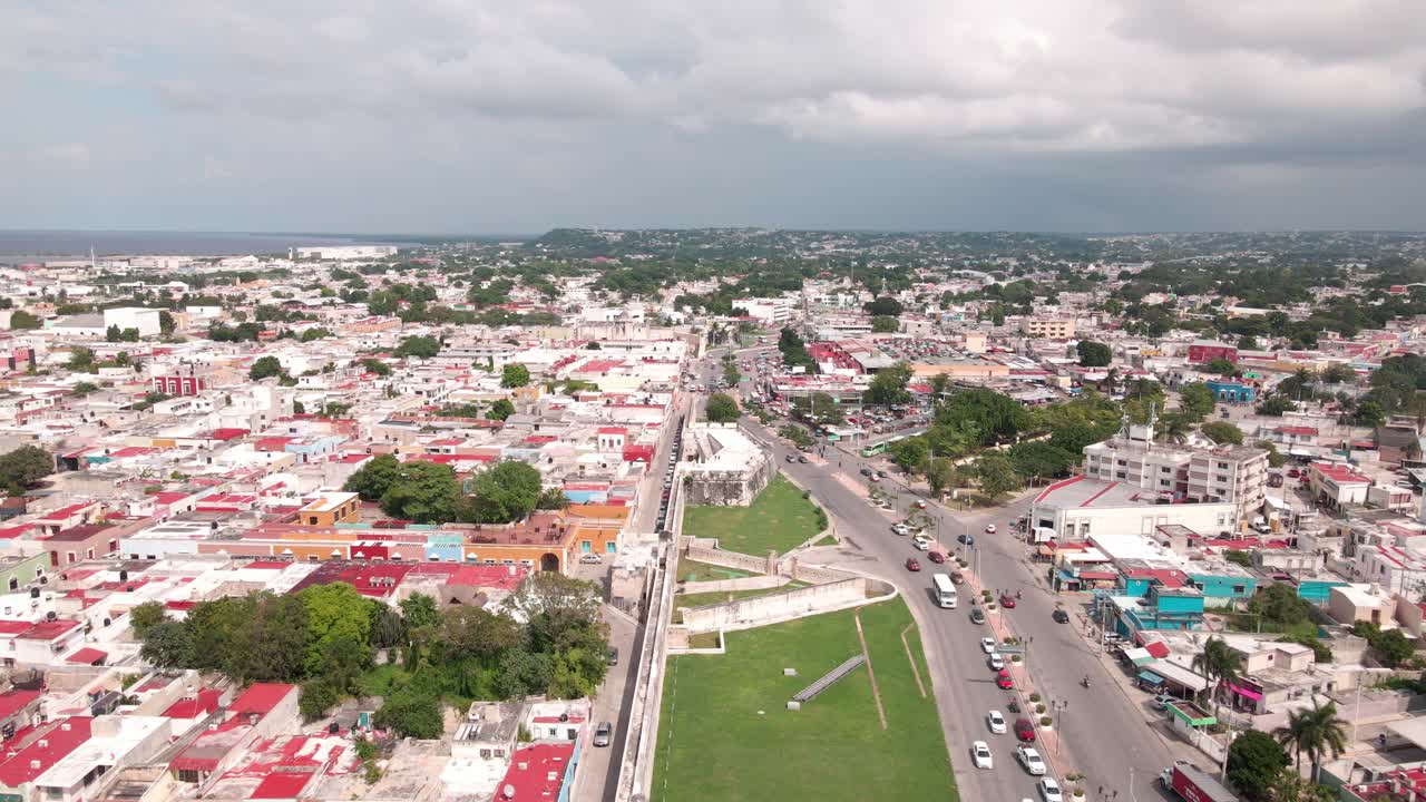 muro de campeche para proteger la ciudad de los piratas