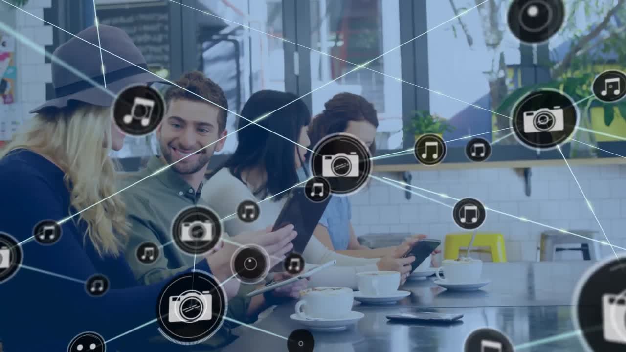 animación de la red de conexiones con iconos sobre diversas personas de negocios