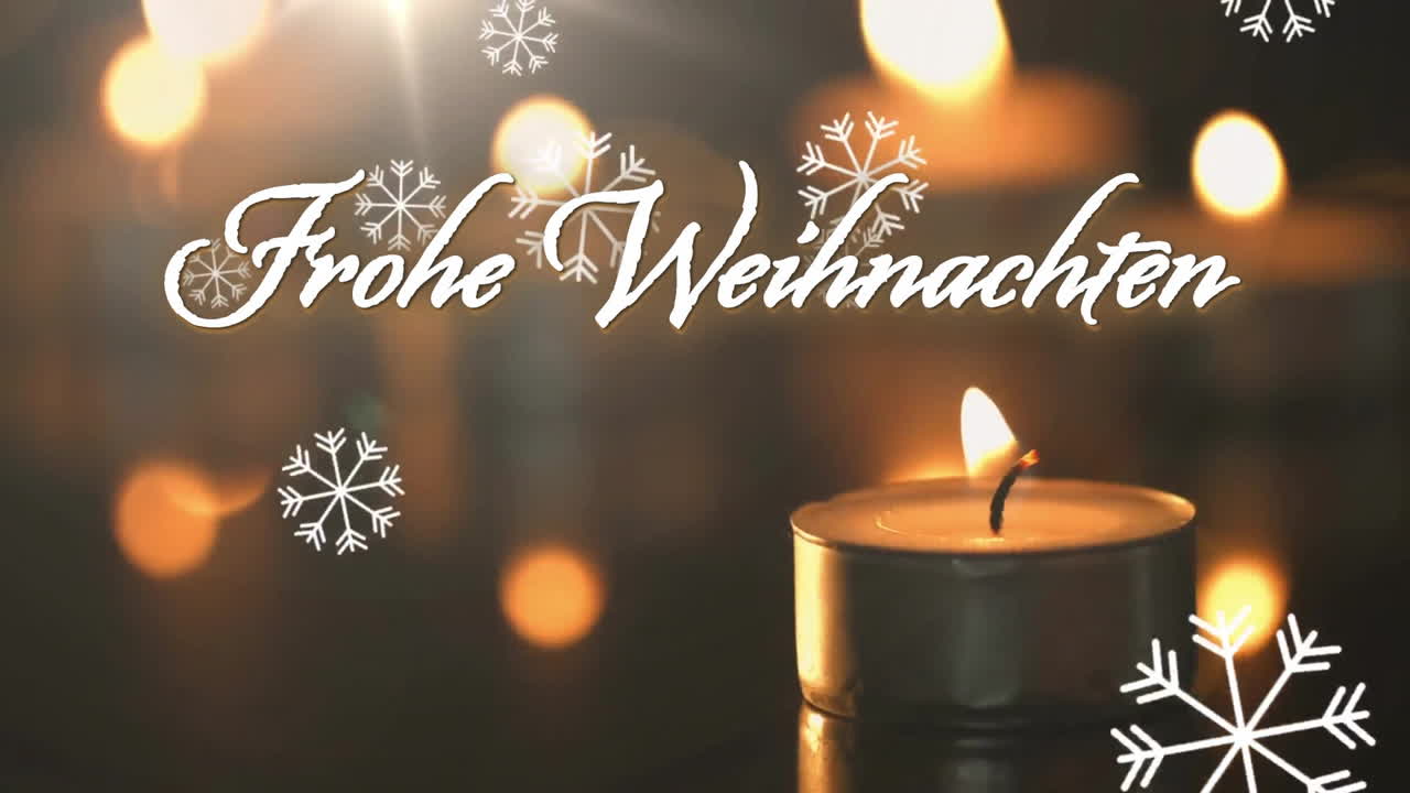 Animation des Textes 'Frohe Weihnachten' über fallendem Schnee und einer Kerze im Weihnachtshintergrund.