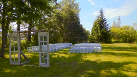 momentos cautivadores de un lugar de boda al aire libre