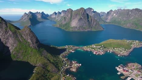 imágenes aéreas de las islas del archipiélago de lofoten