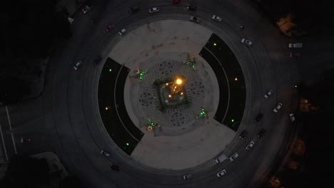 The-Angel-of-Independence-landmark-in-Mexico-City-CDMX,-top-down-aerial-view