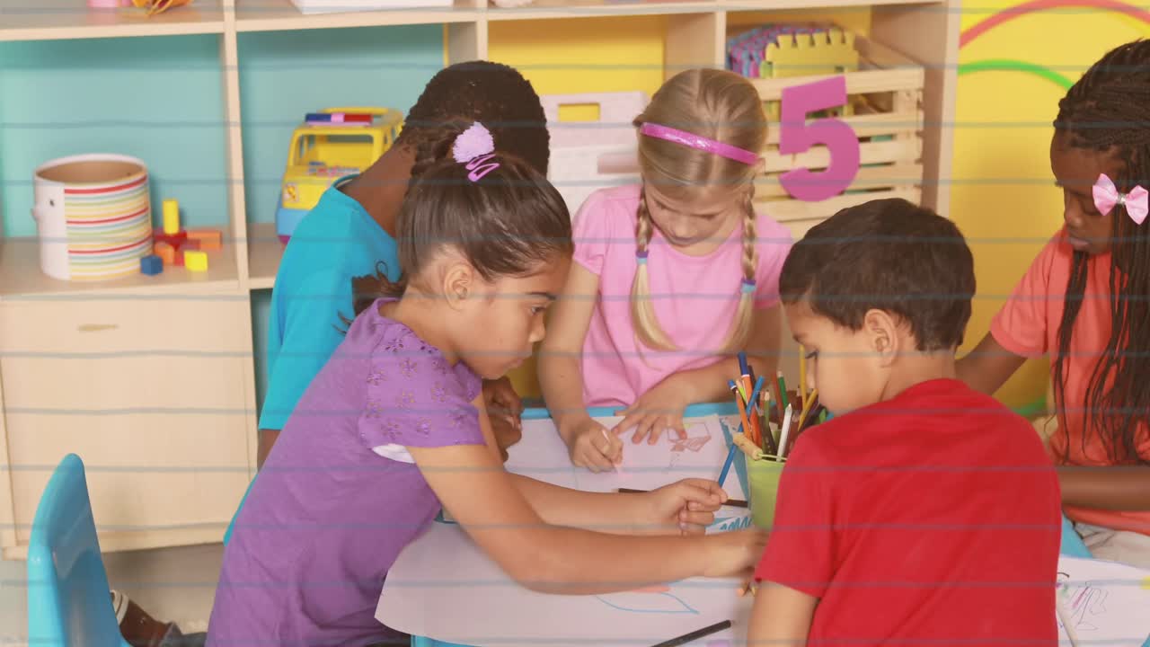 animación de iconos de artículos escolares sobre diversos dibujos de escolares