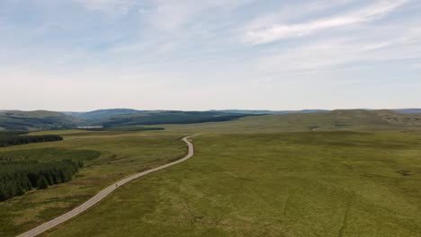 Hiking-through-Brecon-Beacons