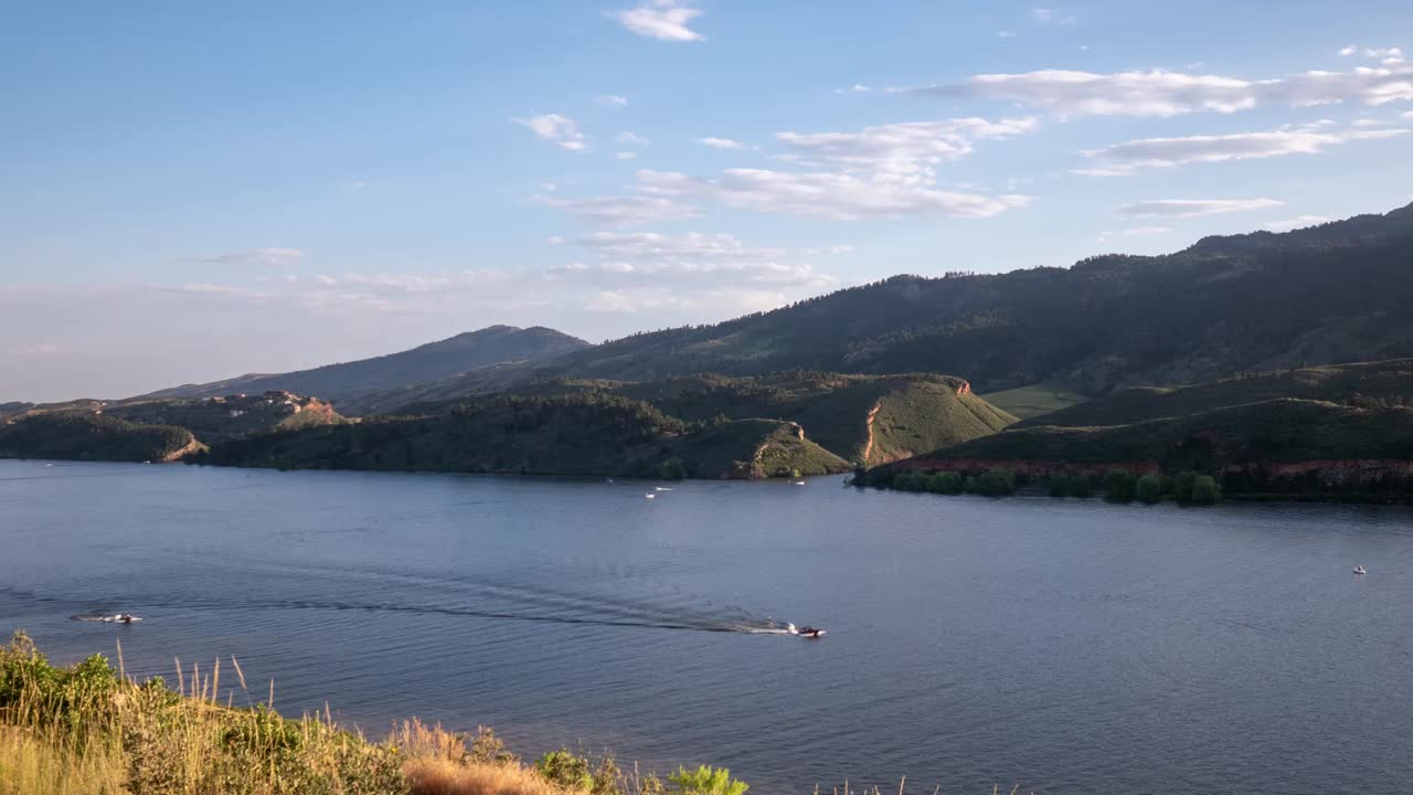 Time lapse of Horsetooth reservoir at dusk in Colorado