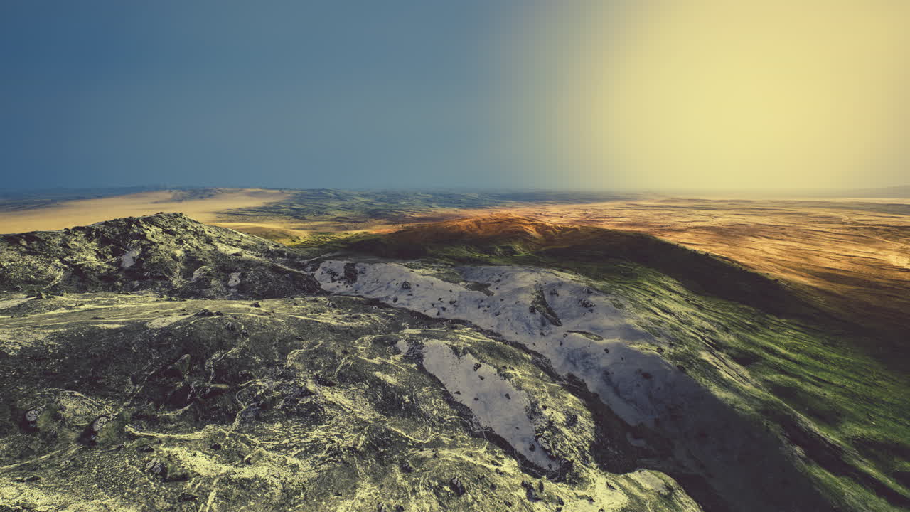 las montañas del arco iris en una mañana brumosa