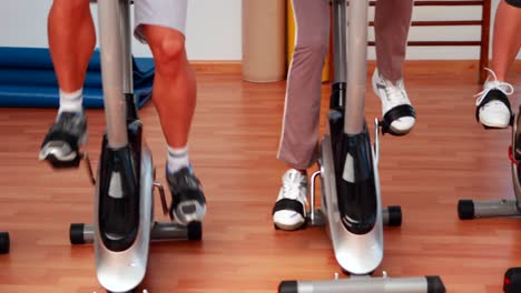 group doing a spinning class