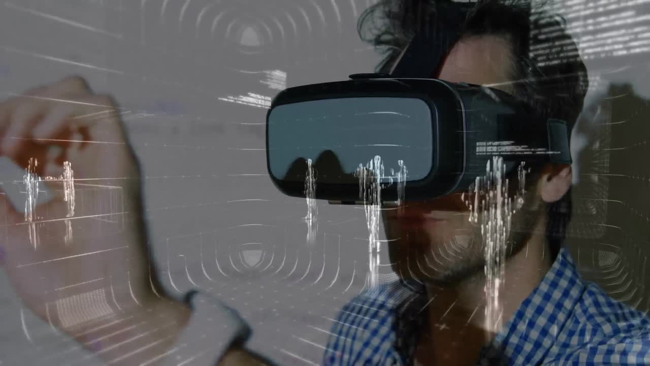 animación del procesamiento de datos sobre el empresario que trabaja en la oficina