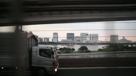 Monorraíl-de-Tokio-22