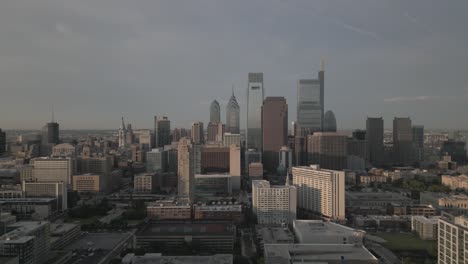 4k drone pushing in toward philadelphia, pa downtown city skyline