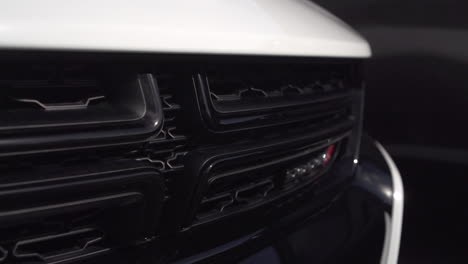 the grill of a dodge car