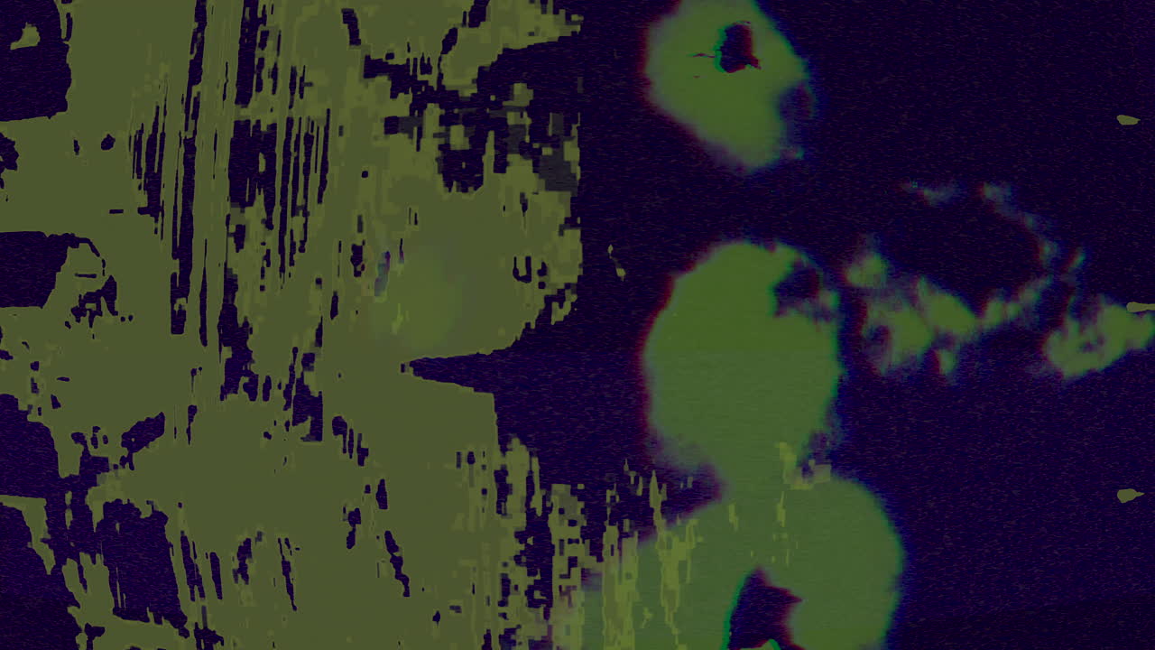 pintura abstracta con un fondo verde y púrpura vibrante y salpicaduras aleatorias