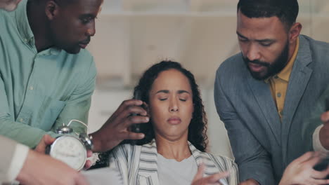 mujer de negocios, llamada telefónica