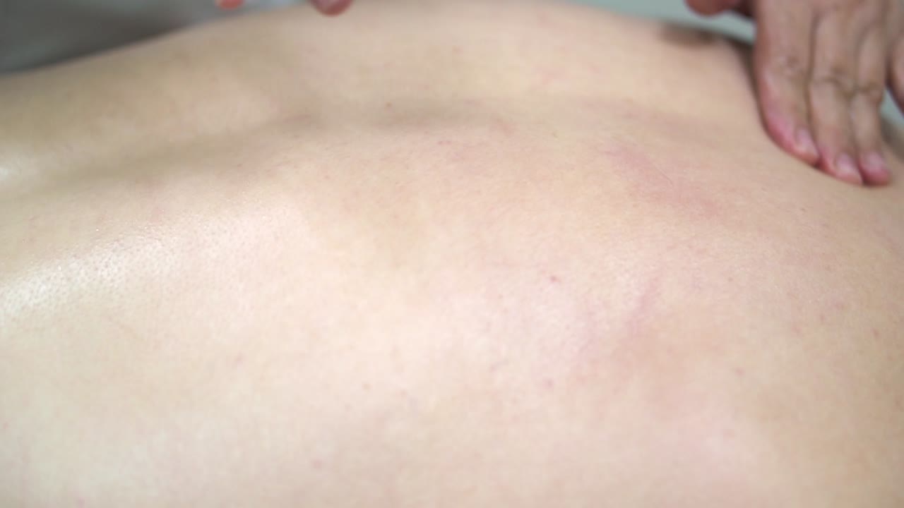 등 마사지 세션