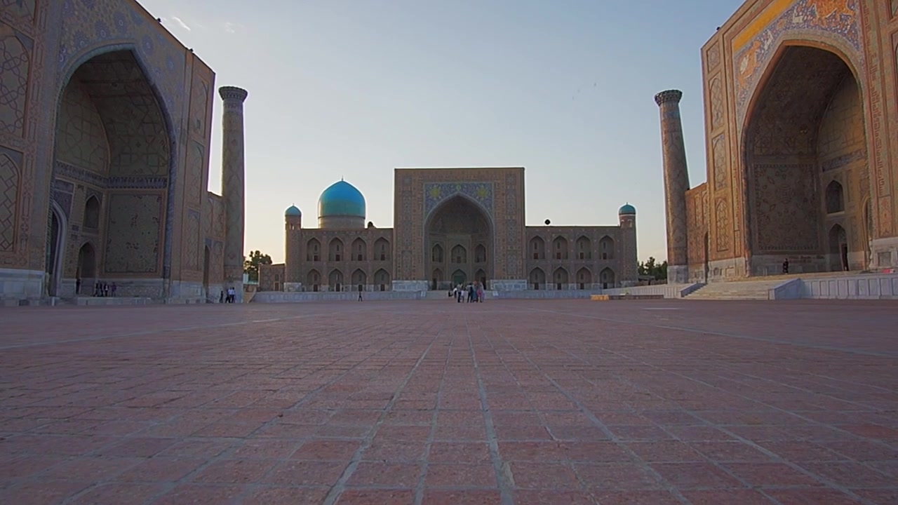 Tre madrasa del Registan a Samarcanda, Uzbekistan