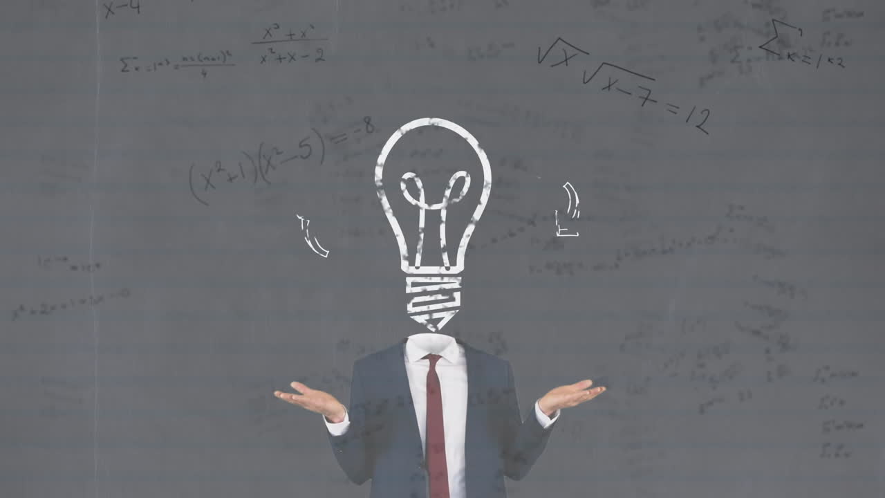 animación de una bombilla y un hombre de negocios caucásico sobre ecuaciones matemáticas sobre un fondo blanco