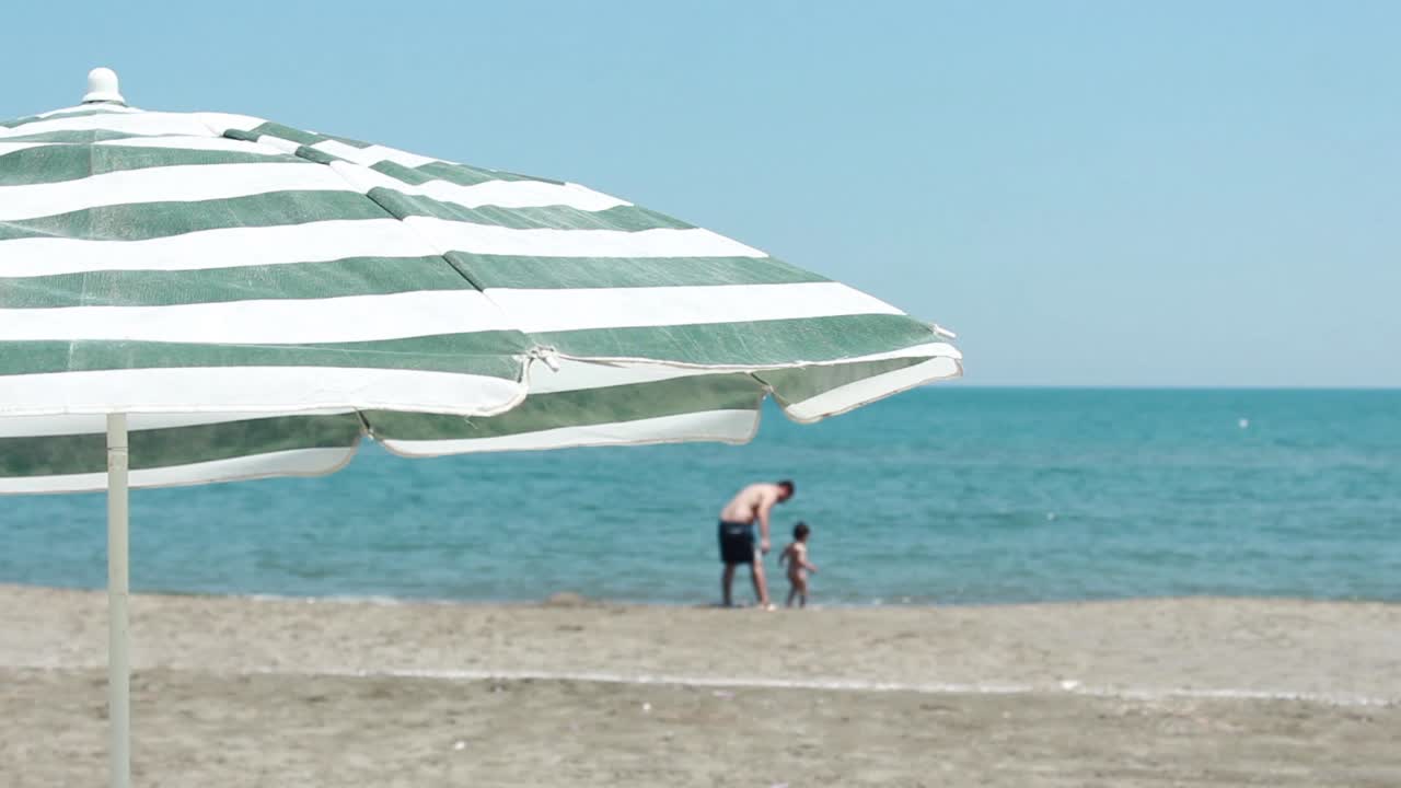 해변 3 에 있는 선  ⁇ 러리