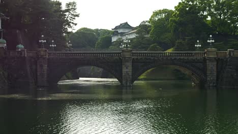 Berühmte-Brücken-Am-Kaiserpalast-In-Tokio