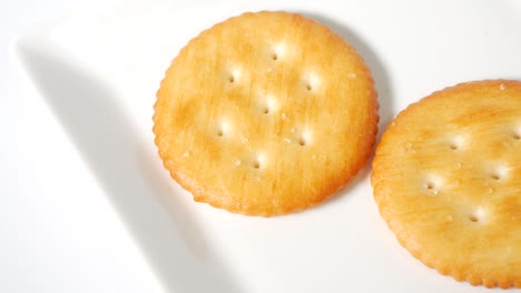 round cracker