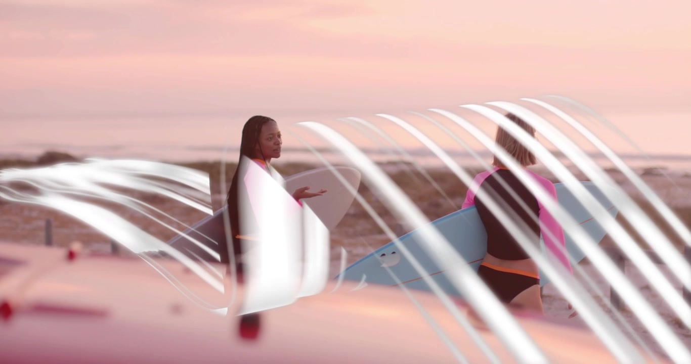Cintas animadas revelando a dos surfistas levantando la tabla de surf, dirigiéndose hacia las olas para marketing de viajes.