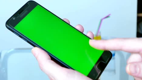 enviar un mensaje y usar un teléfono inteligente