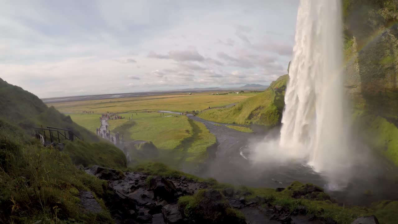 cascada seljalandsfoss en islandia en un hermoso día de septiembre