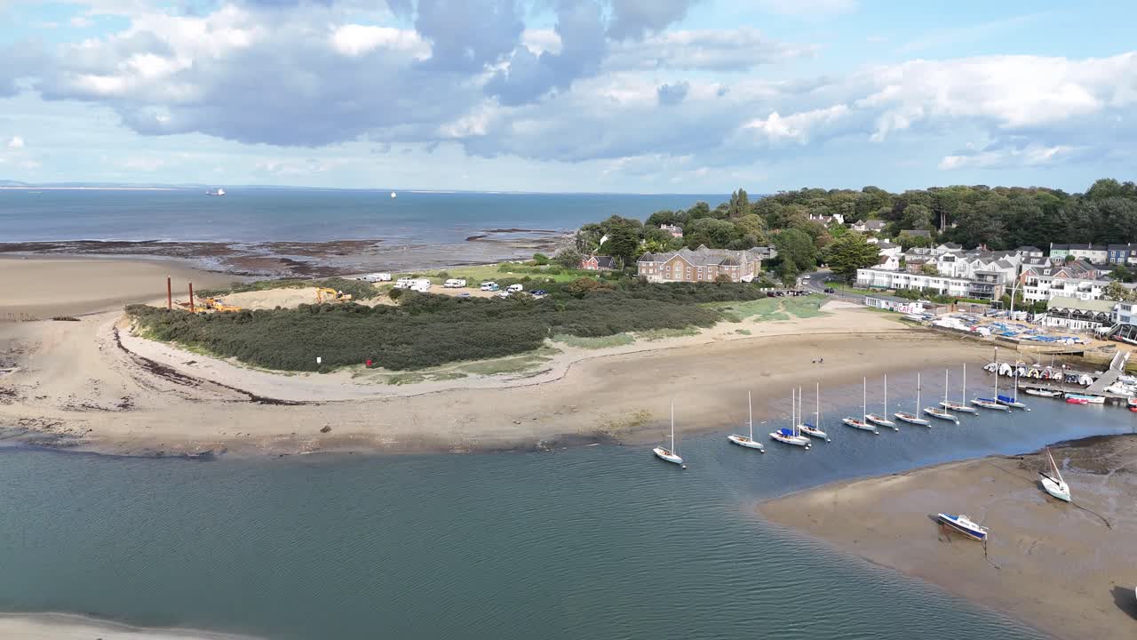 bembridge village beach, isla de wight, reino unido drone, desde el aire