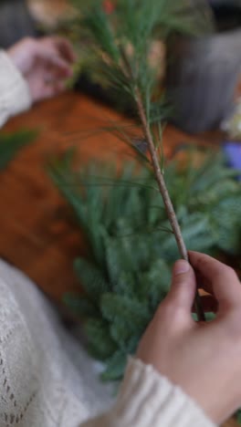 making a christmas wreath