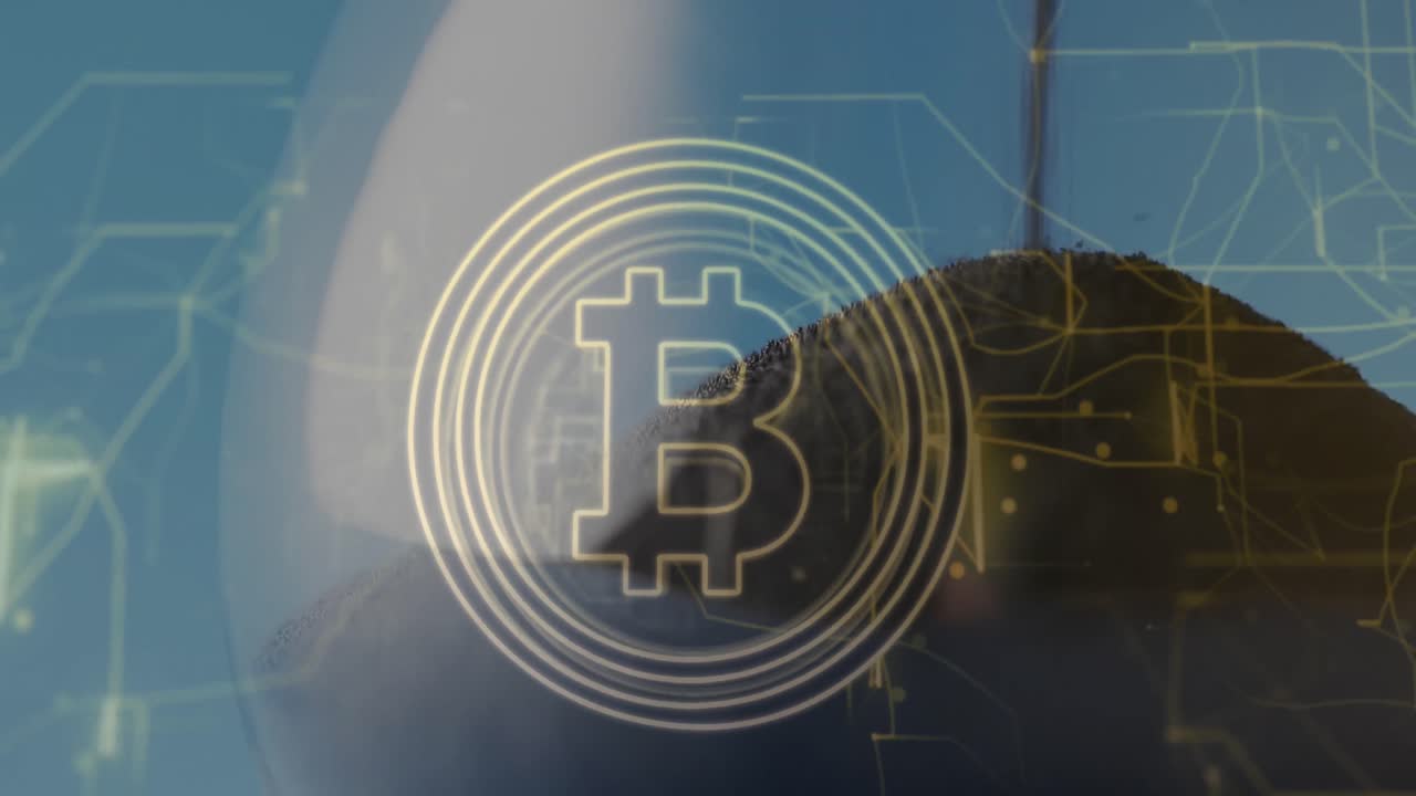animación de bitcoin y procesamiento de datos sobre reloj de arena