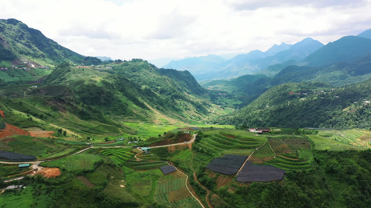 인상적인 전망, 만약 그 어떤 것이 있다면
