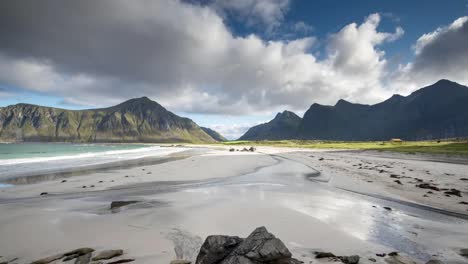 Lofoten-Strand-Zeitrafferfo