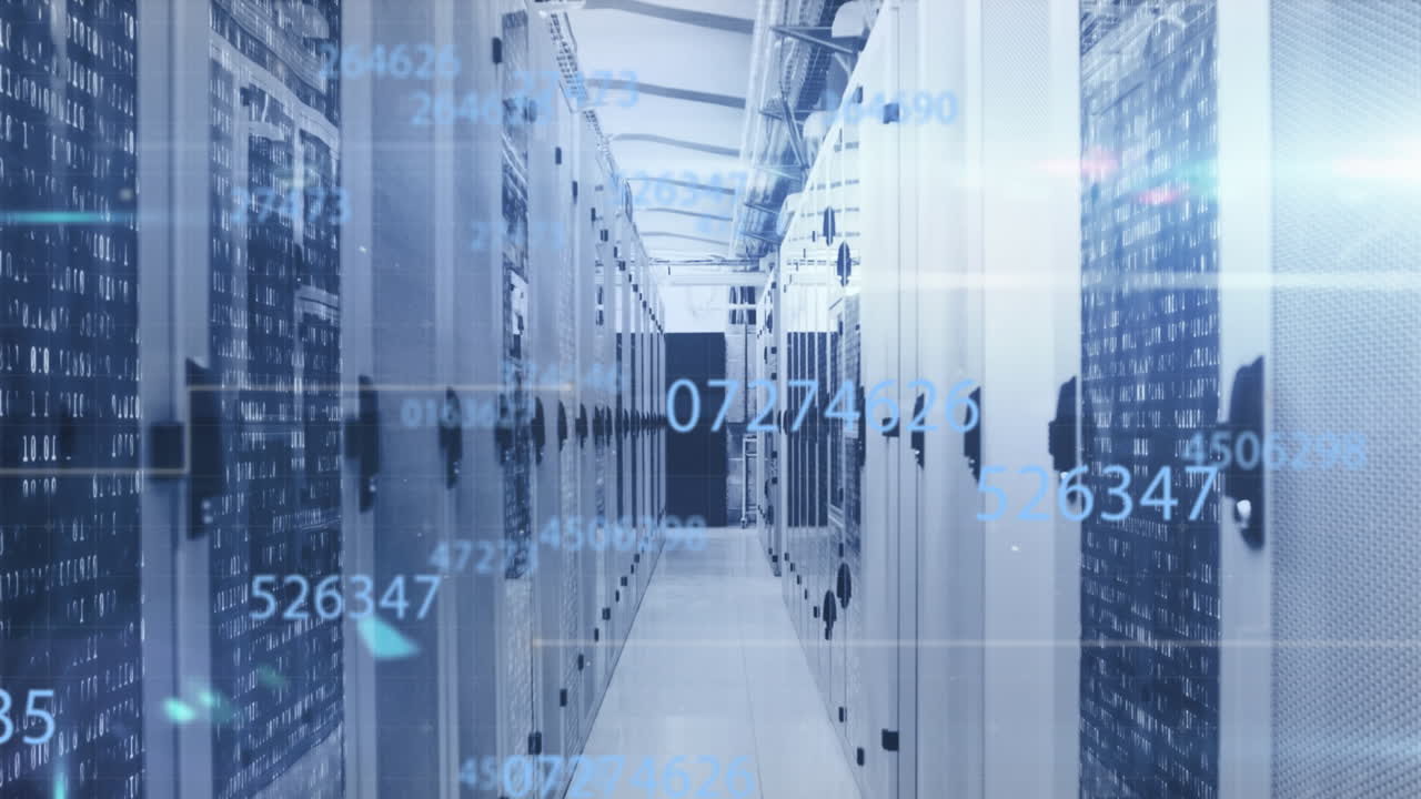 animación de números cambiantes a través de códigos binarios en el rack del servidor en la sala del servidor