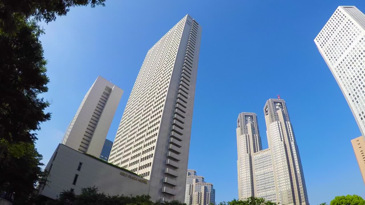 arquitectura moderna en el centro de tokio, japón