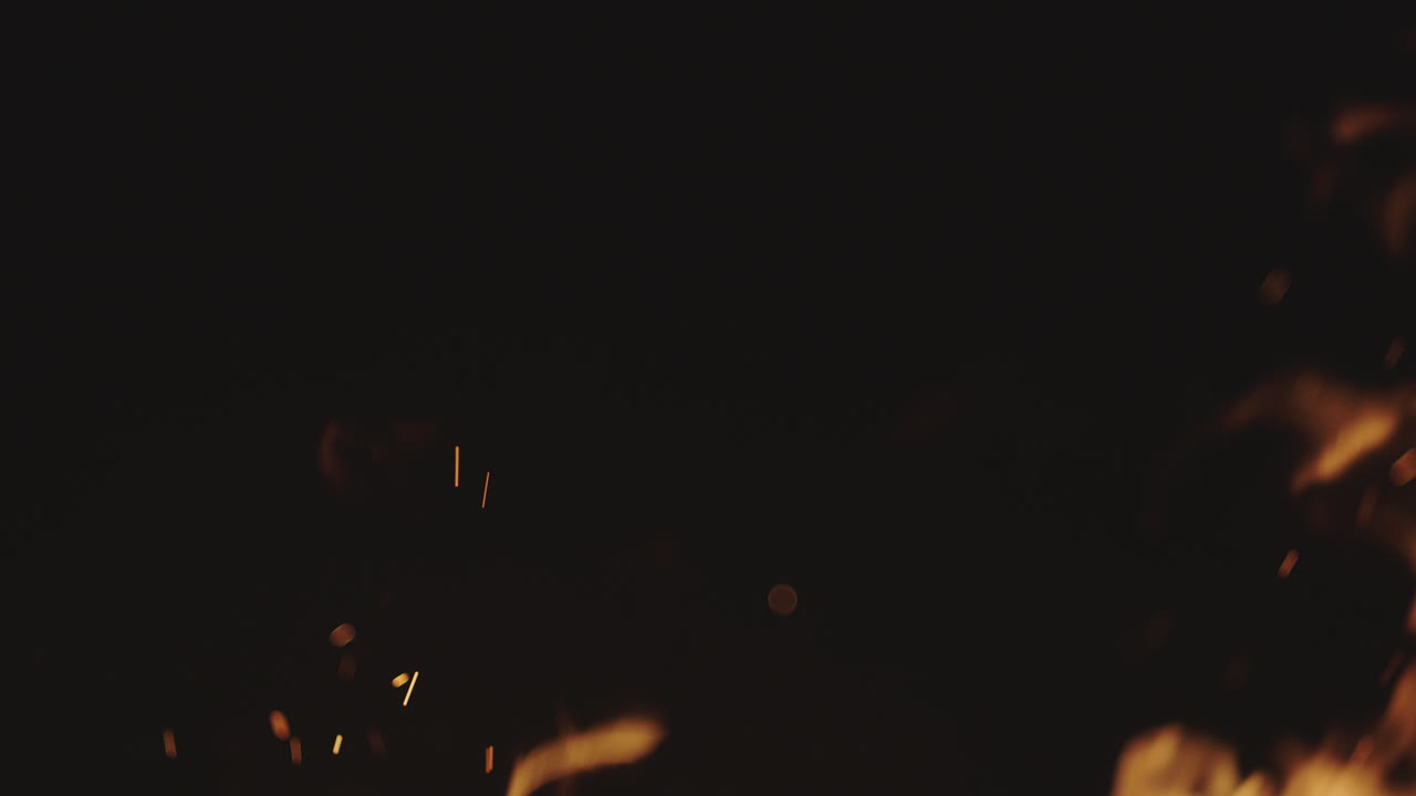 fuego en la oscuridad