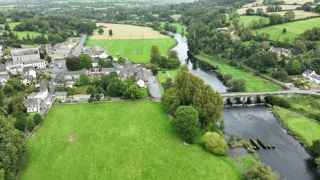 kilkenny irland inistioge dorf eines der vielen malerischen dörfer in der grafschaft nicht weit von kilkenny city