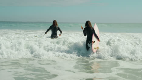 couple having fun on the sea 4k