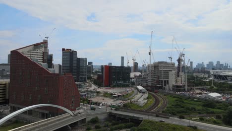 stratford one building queen elizabeth parque olímpico stratford east london aumento de imágenes de drones