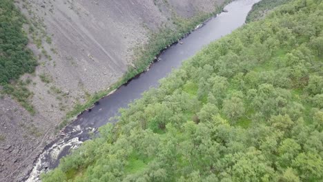 Eine-Der-Tiefsten-Schluchten-Nrth-Europas-Im-Alta-Canyon