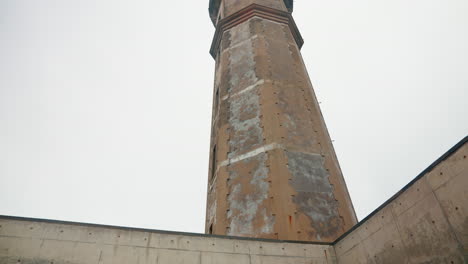 vista panorámica del edificio del faro