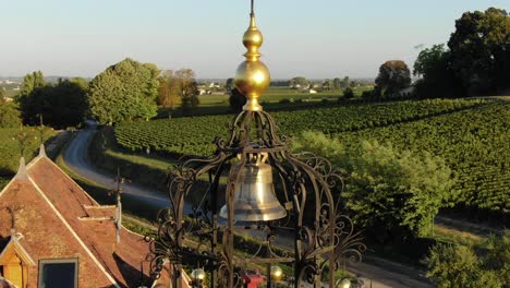 Detalles-Arquitectónicos-De-La-Bodega-Chateau-Angelus-En-Saint-Emilion-En-Francia