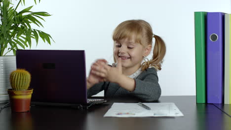Back-to-school,-online-learning-for-kids,-distance-lesson,-education-at-home.-Child-doing-homework